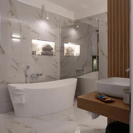 Ma Gra Vi فندق مبيت وإفطار تيراسيني